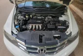 HONDA CITY IVTEC MANUAL MODEL 2016 TOTAL GENUINE. OUTCLASS CONDITION