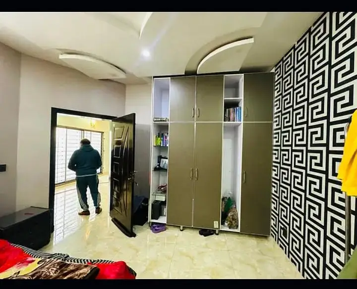 1 Kanal ViP Like Brand New Double Storey House Urgent For Sale Prime Location 100 Feet Road In Sabzazar