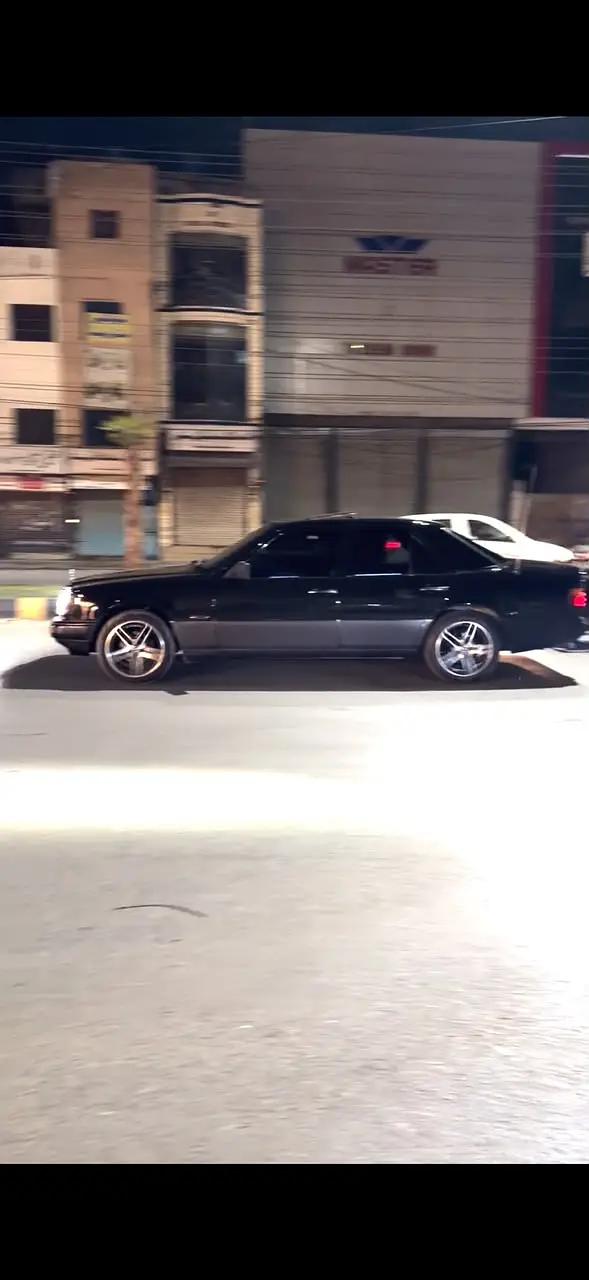 Mercedes E Class 1990