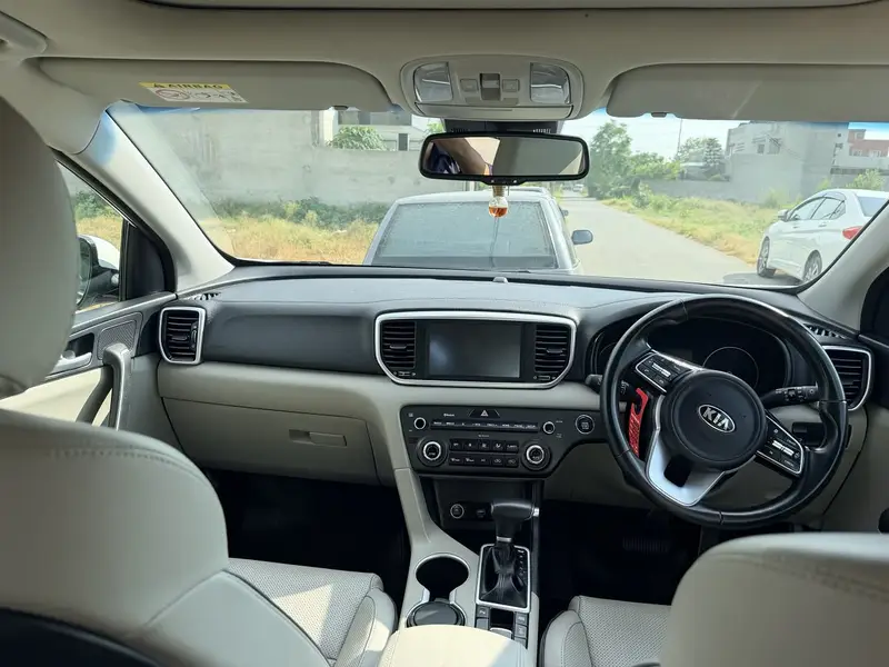 KIA Sportage AWD 2024 | 1st Owner | Genuine | Panoramic Sunroof