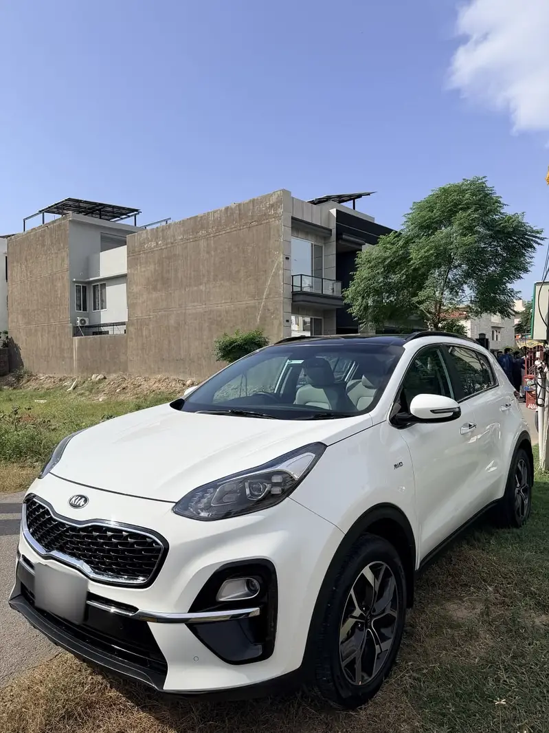 KIA Sportage AWD 2024 | 1st Owner | Genuine | Panoramic Sunroof