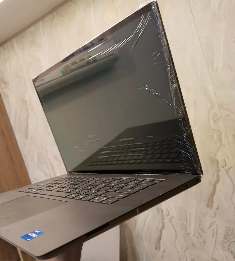 Dell Precision 5680 | i7 13th Gen | 32GB RAM 512GB SSD | 8GB RTX 2000