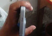 Vivo iQOO