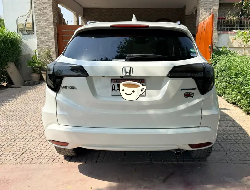 Honda Vezel Hybrid Z 2014