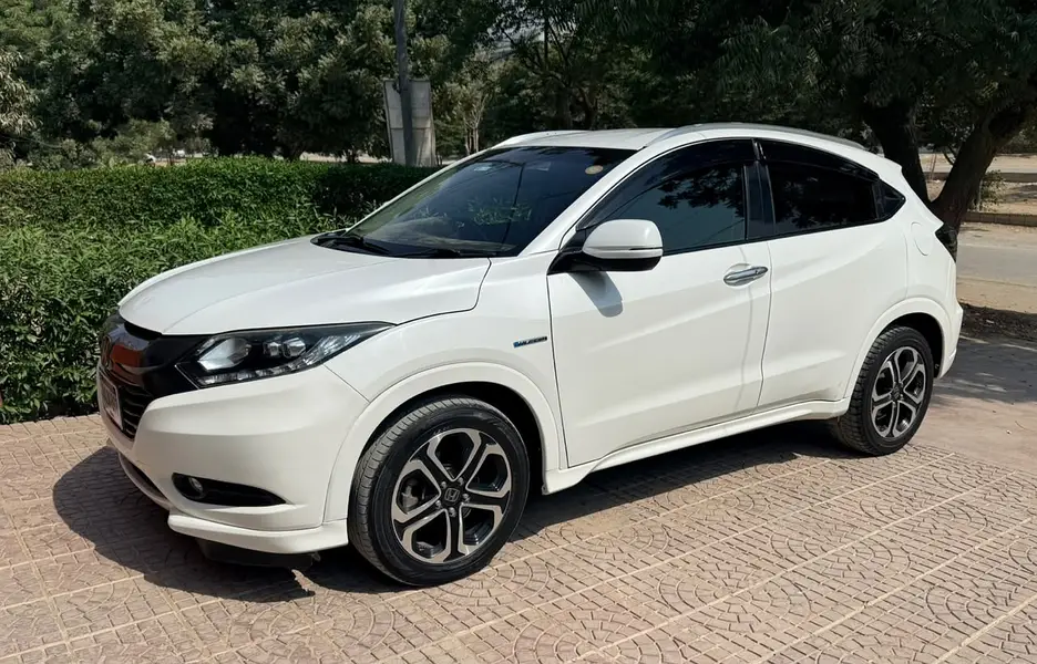 Honda Vezel Hybrid Z 2014
