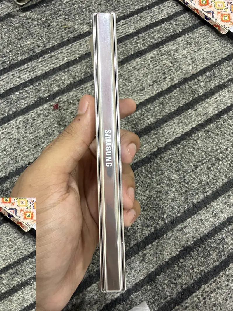 Samsung Mobile Z Flip 5