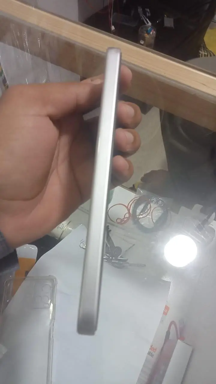 vivo y500