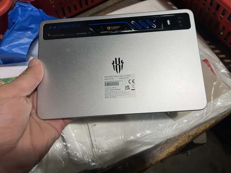 Redmagic astra 2 tab 12/256 new gaming device