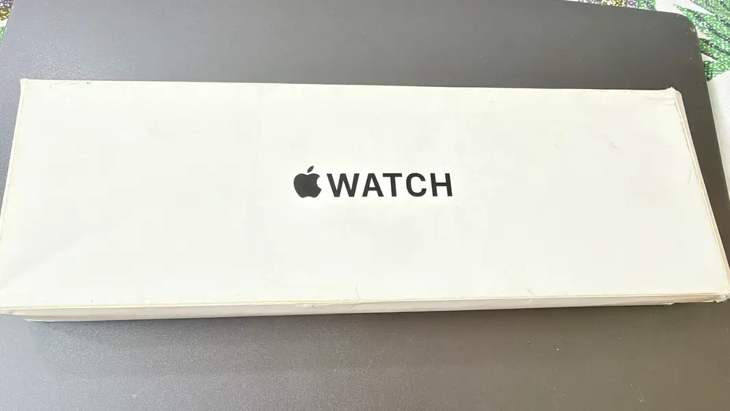 Apple Watch SE 3 GPS + Cellular / 100% Battery Health / Box Pac