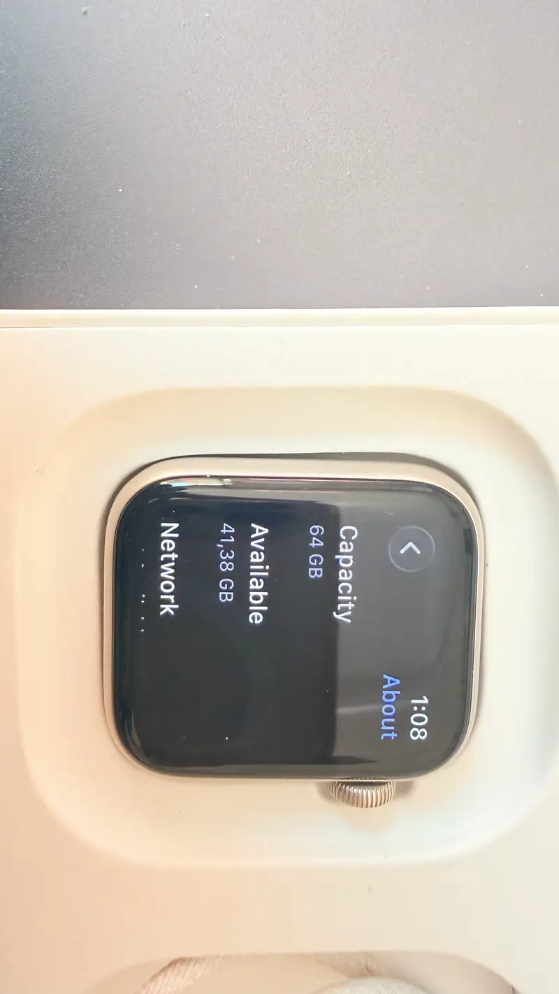 Apple Watch SE 3 GPS + Cellular / 100% Battery Health / Box Pac